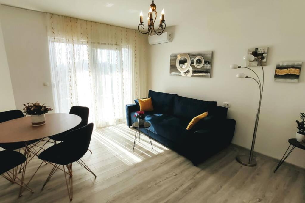 Apartment Pape Krvavica Exterior foto